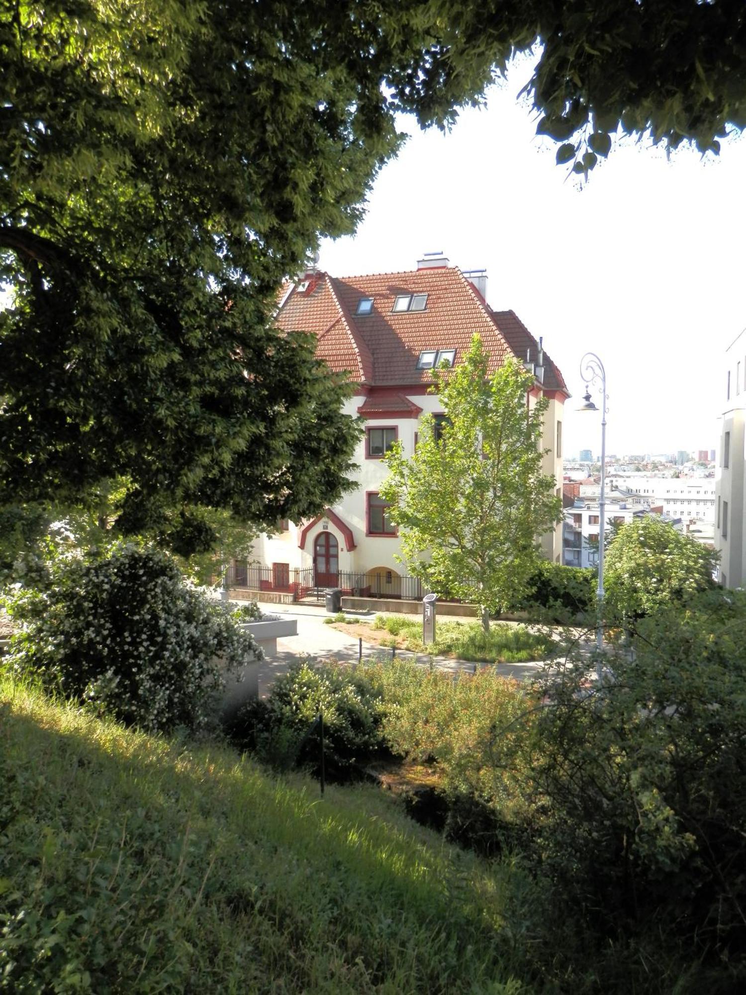 Spacious Apartment Below Spilberk Castle Брно Екстер'єр фото